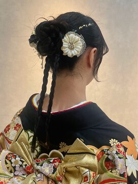 ヴィサージュアクト(VISAGE a.c.t) 個性的アレンジ