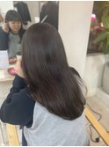 暗めベージュカラー