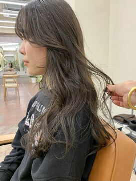 パークレーン アイス イヴェン(park lane ICI yeven) ブリーチなしミルクティーベージュくすみオリーブベージュ/akari