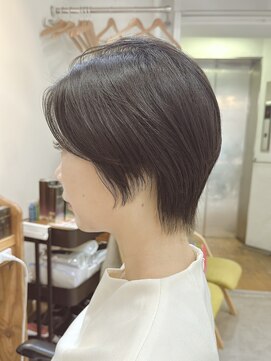 イチエ(ICHIE) 前髪長めで叶う小顔ひし形シルエットショート