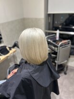 ルシティ(Le City)&nbsp;white blonde [ダブルカラー／ブリーチ／髪質改善]