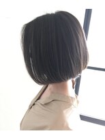 ミマール(mimar)&nbsp;シアーモーヴ前下がりボブ