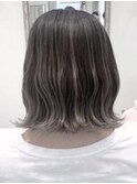 グレージュ×ハイライトグラデーション