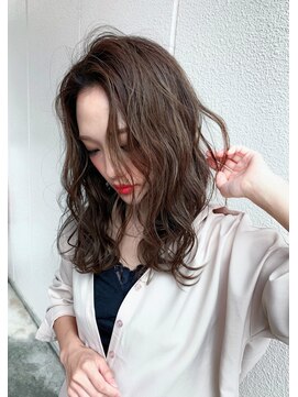 レガロ(Regalo) ハイライト×グレーブラウン《春日井 Regalo レガロ》