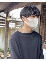 テントヘアー(tent hair)&nbsp;大人男子ヘアー(前髪下ろしの無造作マッシュ)