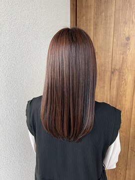 プリュム(Plume) ピンクブラウンツヤ髪大人可愛いミディアム20代30代うる艶