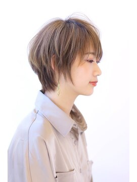 オーロ(ORO) 大人ガーリーチョコレートカラーショートヘア