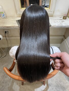 アン ココン(un.cocon) 【un.cocon 吉祥寺】大人可愛い 美髪 ストリートメント ♪