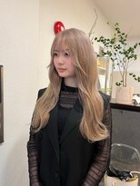 ノブレス ノアール(NOBLESSE NOIR)&nbsp;ハイトーンカラー/レイヤーカット/巻き髪