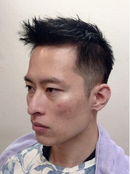 ヘアーカットデザインサロン スマッシュ 田町店(Hair cut design salon Smash)の写真/【カット+シャンプー+シェービング¥4000】仕事の合間でも気軽に立ち寄れる理容室☆<田町・三田駅3分>
