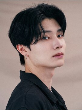 レタッチ バイ フィフス 天神大名(RETOUCH by fifth) 天神ニュアンスパーマフェザーパーマセンターパートウルフカット