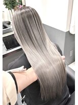 シエラ 心斎橋(CIERA.)&nbsp;ホワイトグレージュミニウルフチェリーブラウンロングウルフ