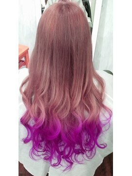 アンククロス 那覇店 ピンクグラデーション