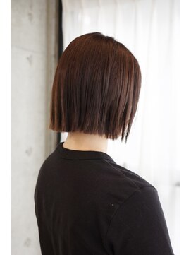上品な質感のタイトボブ×吉祥寺