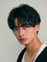 バイフィフス 原宿/表参道(by fifth)&nbsp;原宿シャドウパーマメンズカット刈り上げないセンターパート