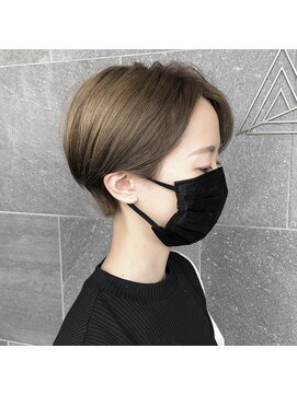 メゾン アヴァロ(Maison Avallo) お客様スナップ　ハンサムショート／ハイトーン