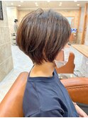 20代30代に人気 束感ショート