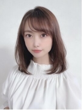 ジュネス 銀座(JYUNESU) 大人ミディアムナチュラルストレートペールベージュ透明感/銀座