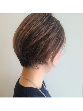 クシェルヘア(kuschel hair) 【５０代白髪率３０％】派手にならない白髪ぼかしハイライト