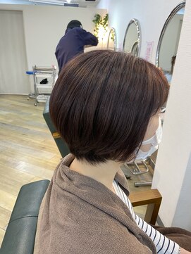 ビィーワンイースト(Be 1 EAST) ショートボブ