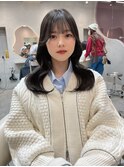 グレージュカラー 韓国風くびれヘア 顔まわりカット暗髪カラー