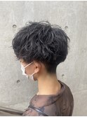 メンズマッシュ　ツイストスパイラル　刈り上げ　黒髪パーマ