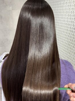 フェリス(Feliz)の写真/「全てのメニューが髪質改善！」カラーや縮毛矯正を繰り返す度に、髪がキレイに扱いやすくなります☆
