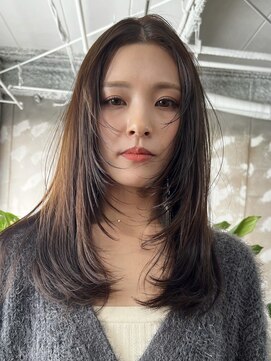 イシ(isi) オリーブベージュ/ブラウンベージュ/顔まわりレイヤー/門真