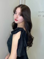 レイヤーカット韓国へア_黒髪ボブルフネビージュ小顔ワンレン