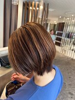 アース コアフュールボーテ 北小金店(EARTH coiffure beaute)&nbsp;大人のショートボブ×ハイライト