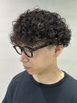 レタッチ バイ フィフス 天神大名(RETOUCH by fifth)&nbsp;強めプードルパーマメンズマッシュスペインカールフェード短め