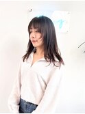 顔まわりレイヤーロングミディアムレイヤー