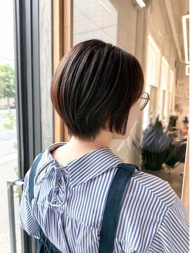 ホワイトルーム(White Room) 丸みショートボブ