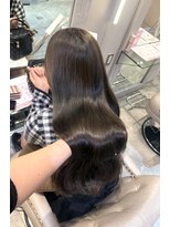 ラメール(MAISON LA MER)&nbsp;艶モテグレージュカラー♪
