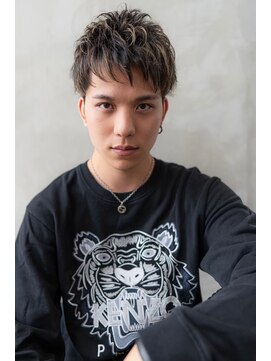 オースティン 登戸向ケ丘遊園(AUSTIN) ツイストパーマ七三オールバックマッシュウルフスリークショート