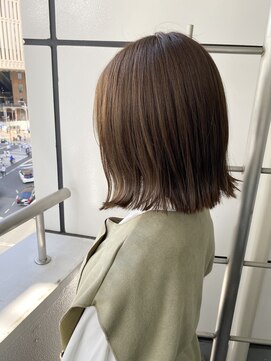 シトロン ブラン(CITRON blanc) 切りっぱなしボブは本当は切りっぱなしじゃないんだよね。