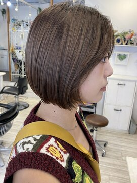 フラバー(flover) 【切りっぱなしボブ×顔まわりレイヤー】20代30代40代