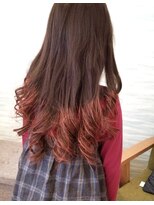 ラファミリア(la famiglia)&nbsp;巻き髪アレンジカラー