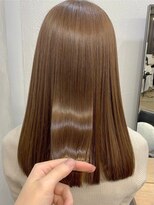 キラ 原宿(KILLA)&nbsp;グレーベージュ_レイヤーロング_ケラチントリートメント髪質改善