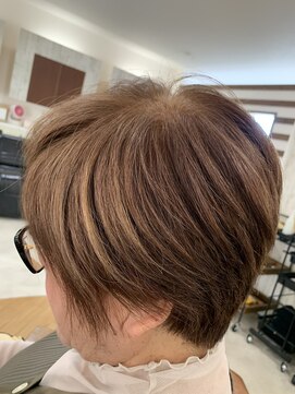 ヘアー グリース(hair GREASE) デザインカラーショート