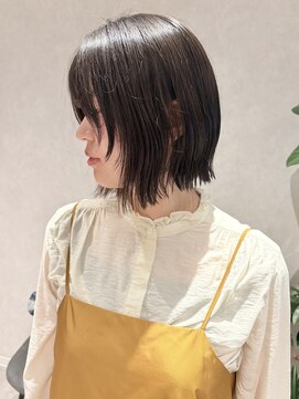 コンフィー(comfy) 【mimura】切りっぱなしボブ　外はねボブ　ぱつっとボブ　草加