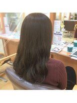 美容室ヒラトヤ 仙北店&nbsp;20代30代40代大人かわいいゆるふわスタイル◎カーキアッシュ