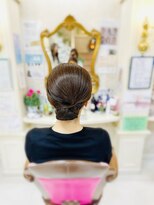 美容室 ティンカーベル&nbsp;シニヨンヘア