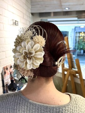 ゼンコー キチジョウジ シェール(ZENKO KICHIJOJI chere) 成人式前撮り/カチモリ/タイトシニヨン