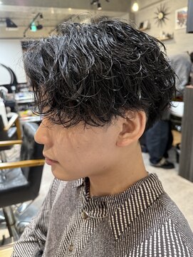 フレイバ 吉祥寺(FLAVA) センターパート　シャドウパーマ　波巻きパーマ　スパイラル