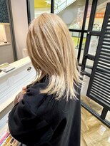 Casita flor 岐阜店【カシータフロル】【3/1 NEW OPEN(予定)】 【Casita flor岐阜北方】ブリーチ2回ハイトーン