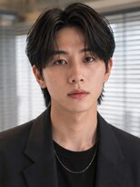 キュー(Cue_) ショートセンターパートウルフニュアンスパーマダウンパーマ