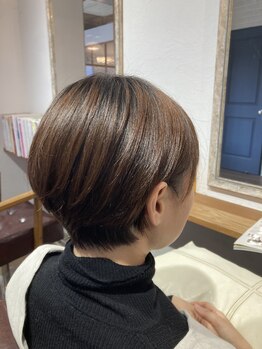 アンカー(anchor)の写真/輪郭やバランスを見ながら20年以上のキャリアで叶えるショートスタイル!極上の美を◎