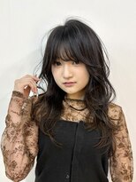 スイ(.SUI) ロング レイヤースタイル