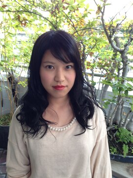 フェリシータ 緑地公園店(felicita) クラシカルな暗髪＠厚めバングウェービーセミディ